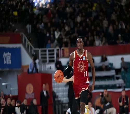 山西對(duì)陣天津，末節(jié)剩40秒時(shí)，才靠新外援艱難逆轉(zhuǎn)，球迷有話說