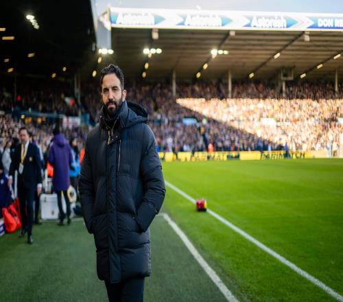 TA：當主帥堅持足球理念時，曼聯(lián)和其他球隊高層不應感到意外