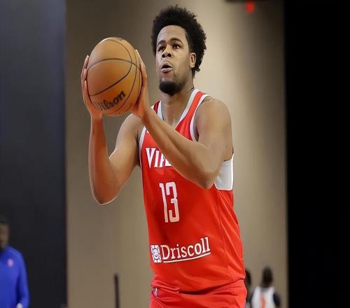 防守能力慘不忍睹！火箭二隊替補中鋒的表現實在是有些不太穩定