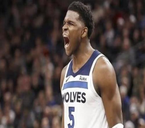 米切爾復出空砍30+7+8騎士遺憾客場負于森林狼