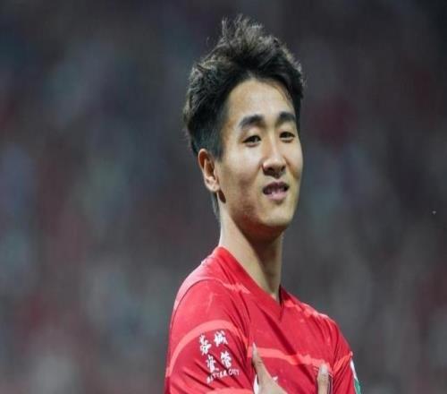 【官宣】韋世豪與成都蓉城續(xù)約繼續(xù)身披7號戰(zhàn)袍