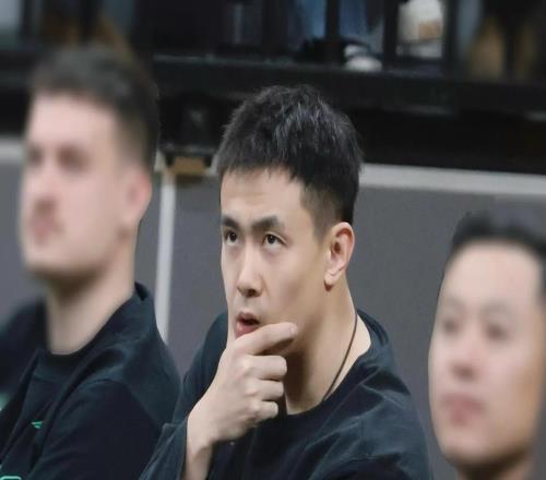 周琦：合作過最舒服后衛(wèi)只有兩個，翟曉川：教我打球的不是馬布里