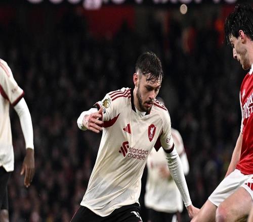 熱聞英超爭冠懸念再起！阿森納00利物浦，布拉德利吊射中楣+傷退