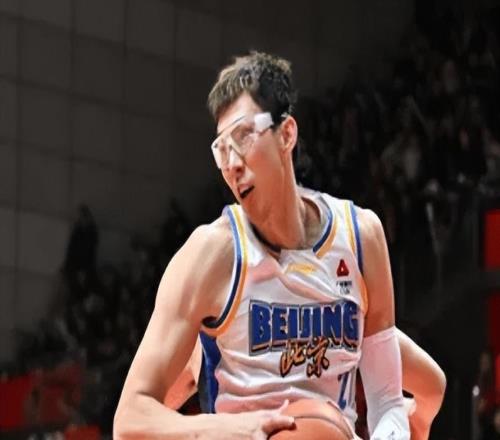 北京8587山東球員評價：2人優(yōu)秀，3人及格，6人低迷