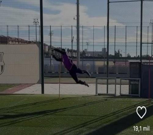 特獅：我沒事，早上在巴塞羅那訓(xùn)練，將回吉達(dá)加入球隊(duì)訓(xùn)練營