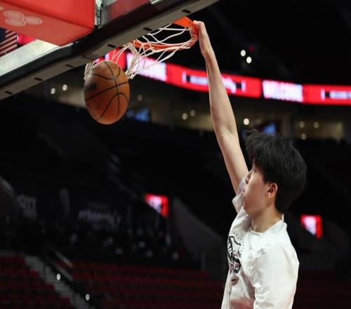 開拓者VS火箭二番戰，楊瀚森再戰杜蘭特，教練表態，小楊目標8+5