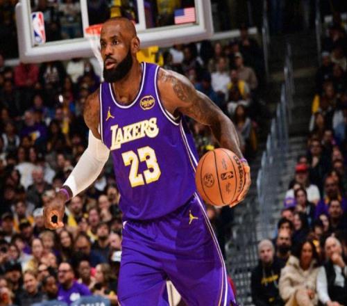 無緣逆轉(zhuǎn)！詹姆斯26+10毫無借口，字母哥21+6，東契奇24+9犯大錯(cuò)