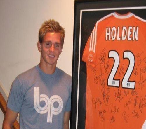 全面發(fā)展的玻璃人，最長一次休戰(zhàn)22個(gè)月，29歲在預(yù)備隊(duì)，31歲退役