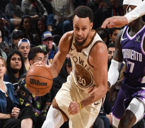 庫里27+10勇士擊退國王2連勝，巴特勒15+6+6德羅贊24分