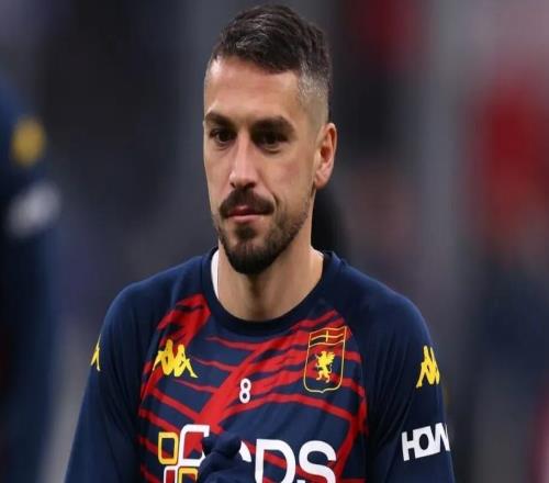 中超轉(zhuǎn)會(huì)“大魚”出現(xiàn)！聯(lián)賽頂級(jí)前腰，價(jià)值2千萬(wàn)，鎖定冬窗標(biāo)王