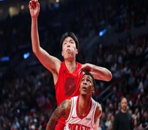 火箭這群人，把杜蘭特氣得砸水瓶