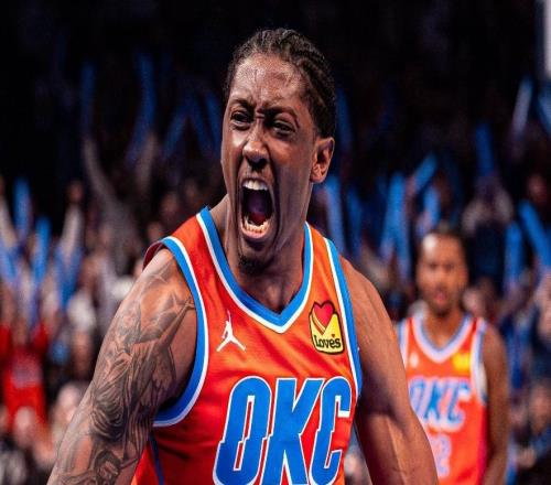 21分超級逆轉！聯盟第一拒絕爆冷，杰威26分10助，一戰看清四件事