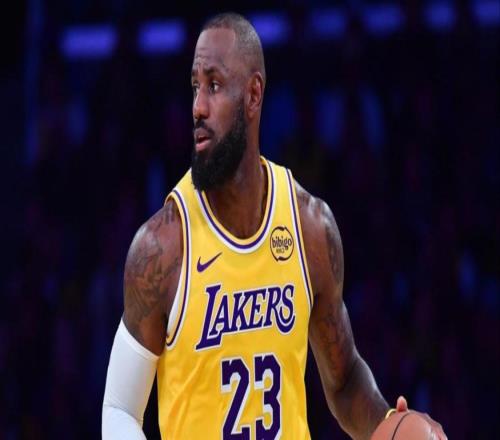 詹姆斯最近場均28.3分8.3籃板8.5助攻！今天險帶隊逆轉！