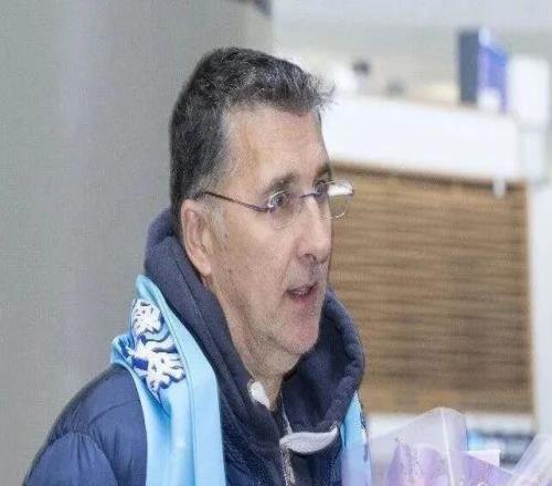 新疆正式換帥，深圳外援45+9+9送北京兩連敗