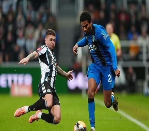 紀事報：紐卡后防線傷病嚴重，急需簽下一名新后衛