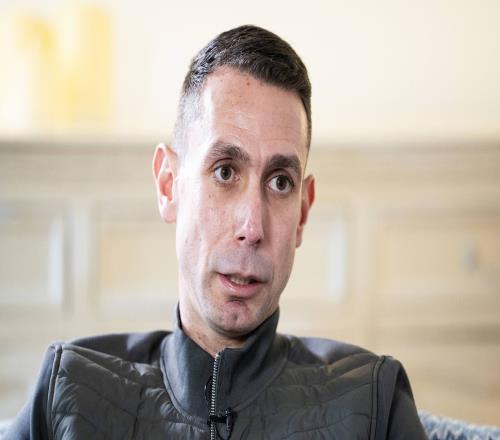 太陽報報道前英超裁判庫特被指責為戀童癖，曾惡性嘲諷貝托并侮辱克洛普_英超直播