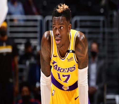 官方：施羅德由于試圖在賽后毆打湖人球員，被禁賽三場