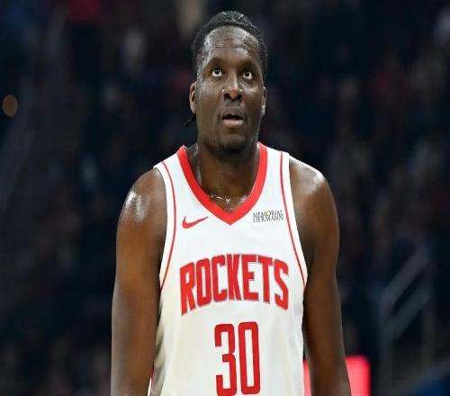 各方面的能力都太平庸了！火箭替補中鋒也就是一個底薪水平