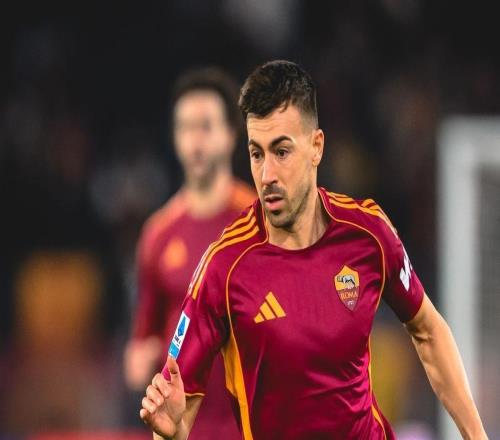 意媒：佛羅倫薩有意引進沙拉維球員與羅馬合同6月到期