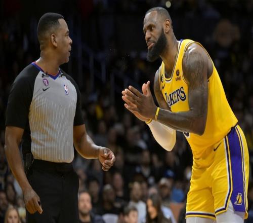 這也行詹姆斯輸球第2天干出奇葩事！美網(wǎng)友炸鍋，噴他滾出湖人