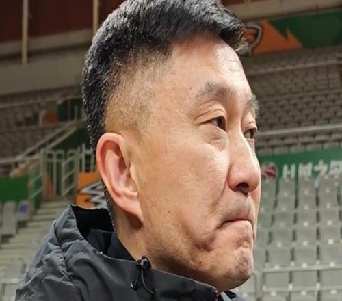 杜鋒展望遼粵大戰！全程點贊遼籃+遼迷+韓德君，談本隊直指2小將