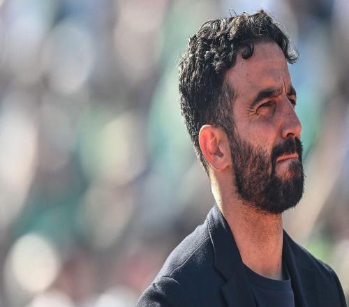 曼聯(lián)換帥，可不只趕走阿莫林這么簡單！“去前任化”任重道遠(yuǎn)