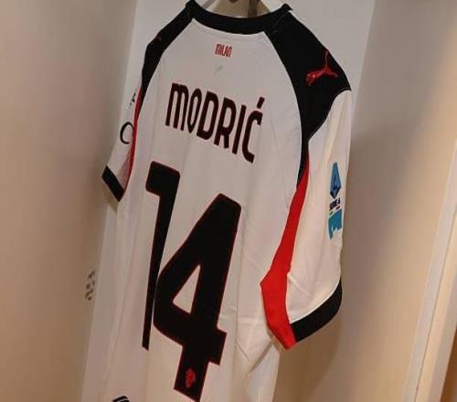 給老爺車緩緩，莫德里奇本賽季第一次在聯賽擔任替補