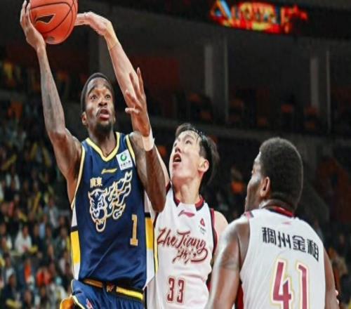 廣東“雙核”更迭，新老外援組合的巔峰對決