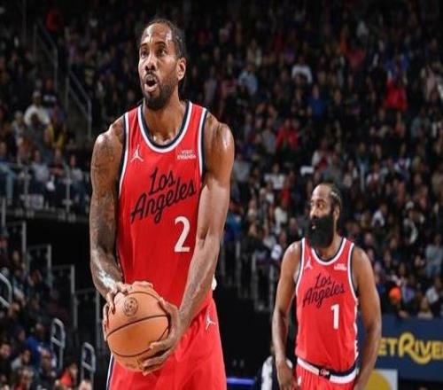 倫納德&科林斯合砍51分！快船客場險勝活塞