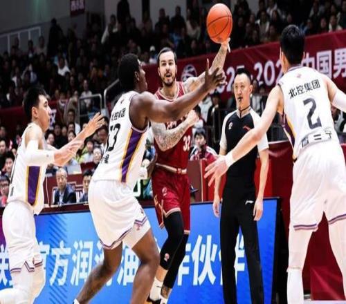 換帥如換刀！廣東苦主7戰6勝重新殺回聯盟前五，季后賽又要變天了