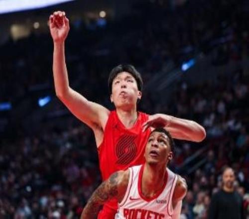 開拓者再擒火箭5連勝楊瀚森替補(bǔ)2+1+1杜蘭特30+12