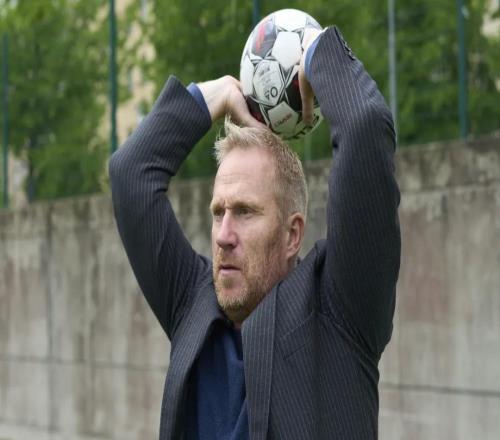 泰晤士：阿森納聘請界外球教練格羅內馬克，后者曾效力利物浦