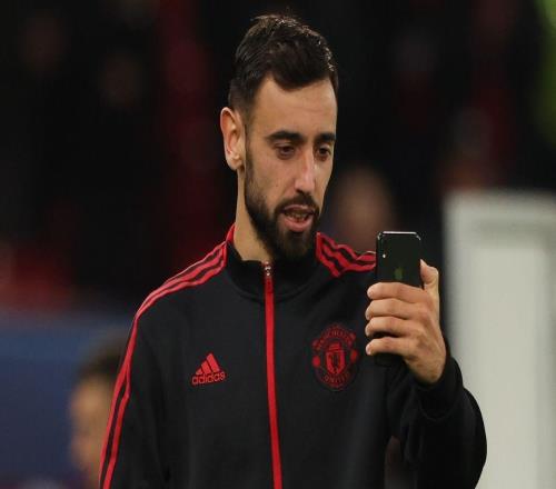 曼晚：B費社媒賬號被盜后，曼聯(lián)將調(diào)查黑客是如何入侵的