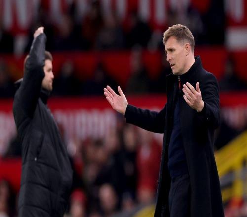 曼聯(lián)創(chuàng)下44年恥辱紀錄！兩項國內(nèi)杯賽均一輪游，追平歷史最差戰(zhàn)績