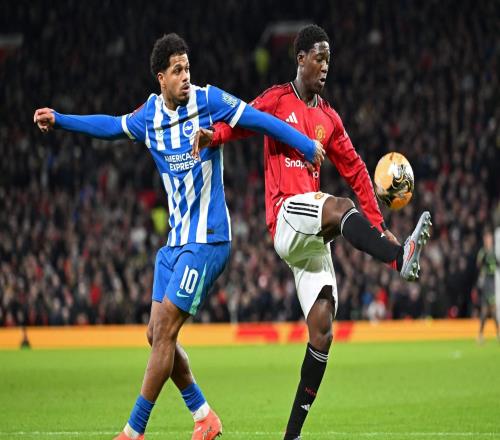 兩項杯賽出局，TA：曼聯(lián)唯一可爭奪目標就是下賽季的歐戰(zhàn)資格