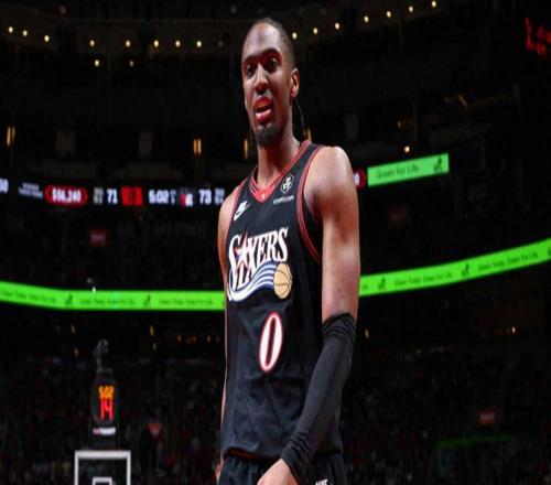 38分4板5助2斷2帽，馬克西燃盡遭絕殺！76人丟卡位戰暴露致命短板