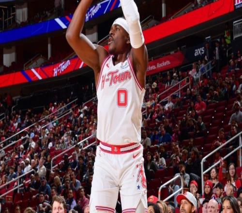 客場對陣國王，火箭隊首發(fā)變陣！29歲射手賽季首次先發(fā)，頂替伊森