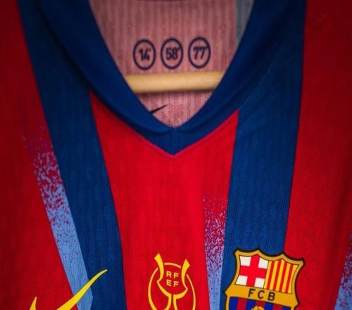 致敬經典，巴薩西超杯決賽球衣印有2005年國家德比進球時間