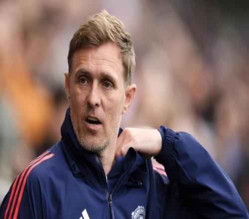 曼聯(lián)高層：默契比任何戰(zhàn)術(shù)都重要！卡里克+弗萊徹，能穩(wěn)定軍心