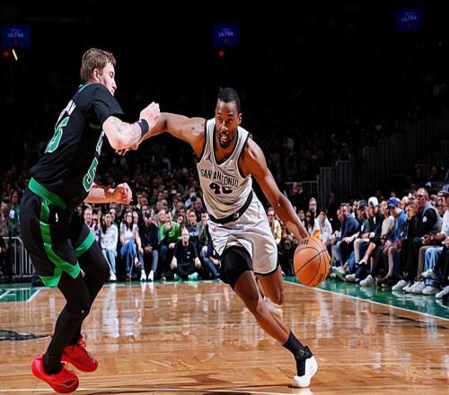 存在感實在是太低了！在這樣下去馬刺鋒線大將可能就要被送走了