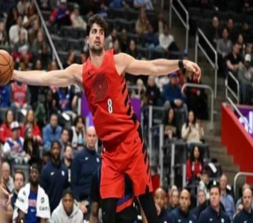 開拓者真核背傷成隱患楊瀚森處境亦將受到影響