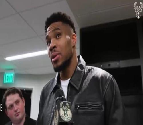 字母哥：一開始我支持65場規(guī)則，但隨年齡增長我想它取消