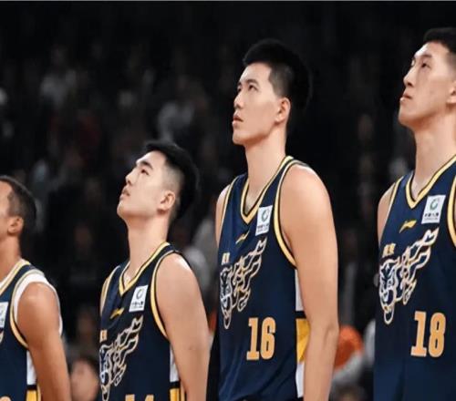 排隊(duì)道歉！廣東新援用表現(xiàn)回應(yīng)質(zhì)疑5分鐘砍10+8太強(qiáng)悍