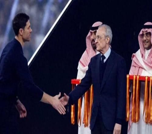 既意外又不意外：皇馬宣布解雇阿隆索，任命阿爾貝羅亞為新帥