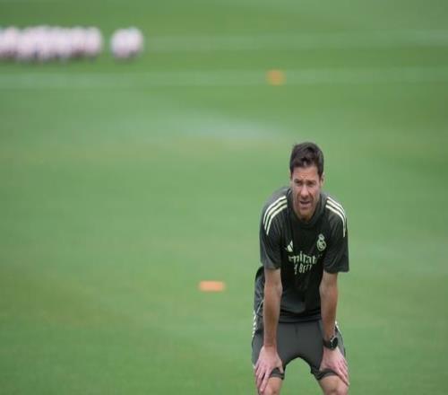 皇馬官宣哈維阿隆索下課，少帥擺不平豪門更衣室