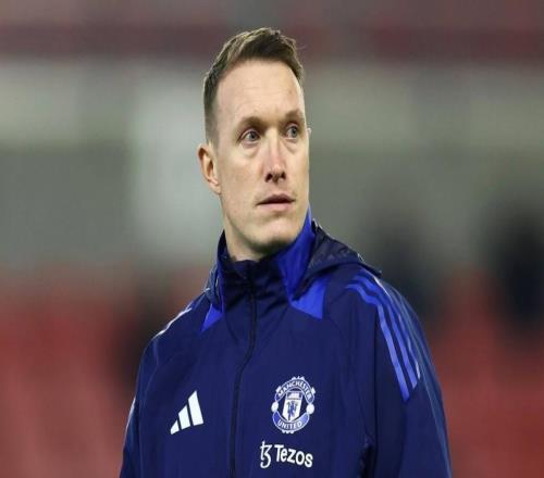 瓊斯：曼聯(lián)總是進(jìn)兩步退一步，臨時(shí)主帥需拿到歐冠或歐聯(lián)資格