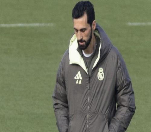 世體：阿韋洛亞要維持好與隊內球星的關系，這是其執教的關鍵