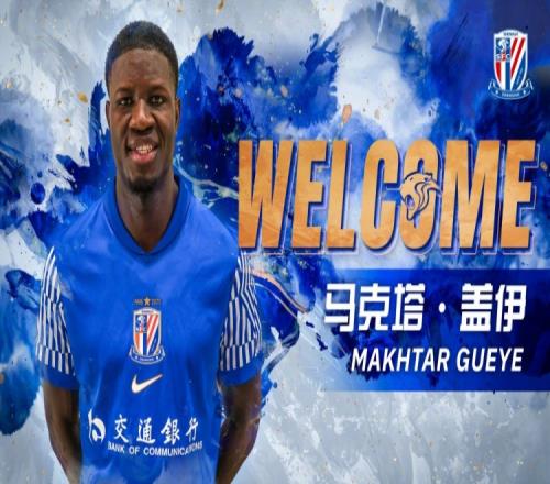 申花新加盟的蓋伊已經(jīng)加入訓(xùn)練陣營三天后熱身賽或?qū)⑹状伍W耀登場_中超直播