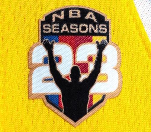 這是要退役了嗎詹姆斯將在剩余比賽中佩戴紀(jì)念臂章！