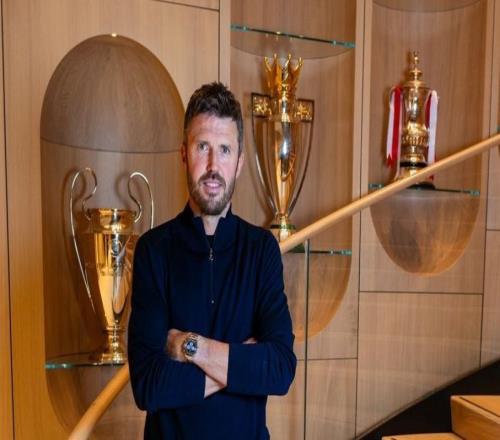 本福斯特：卡里克是曼聯(lián)目前所需的完美人選，球員會敬重他